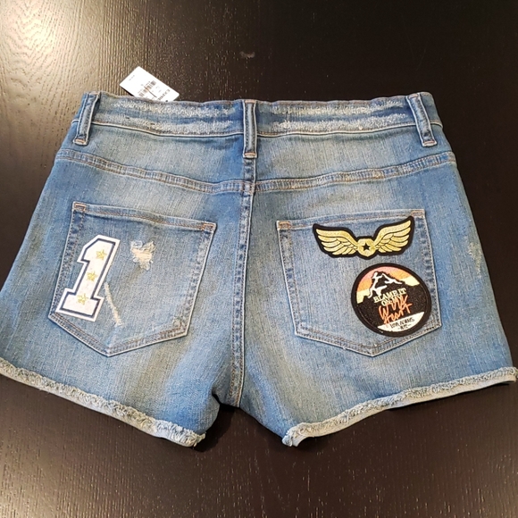 NWT! EXPRESS DISTRESSED DENIM SHORTS 6 - Picture 3 of 7